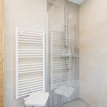 New! Carina By We Rent * Τσελ αμ Ζέε